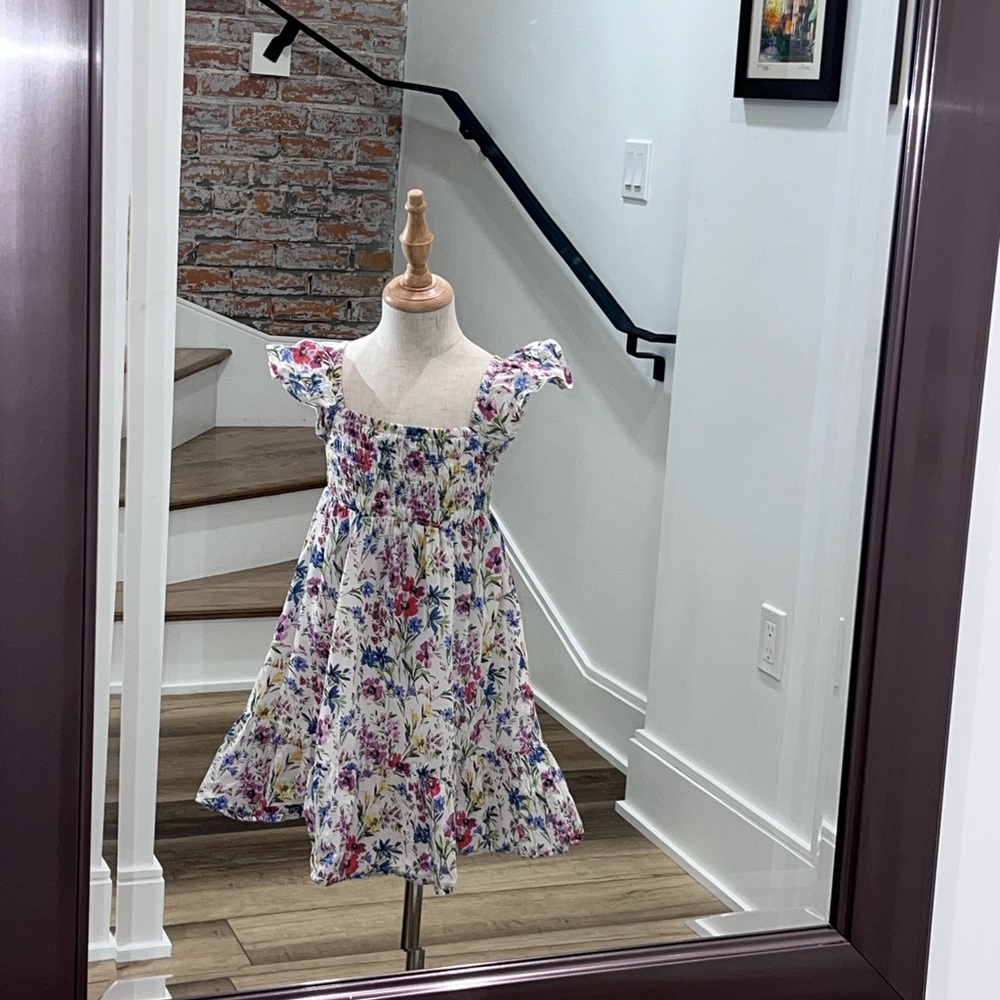 Floral Ruffle Sleeve Dress - Picture 4 of 5